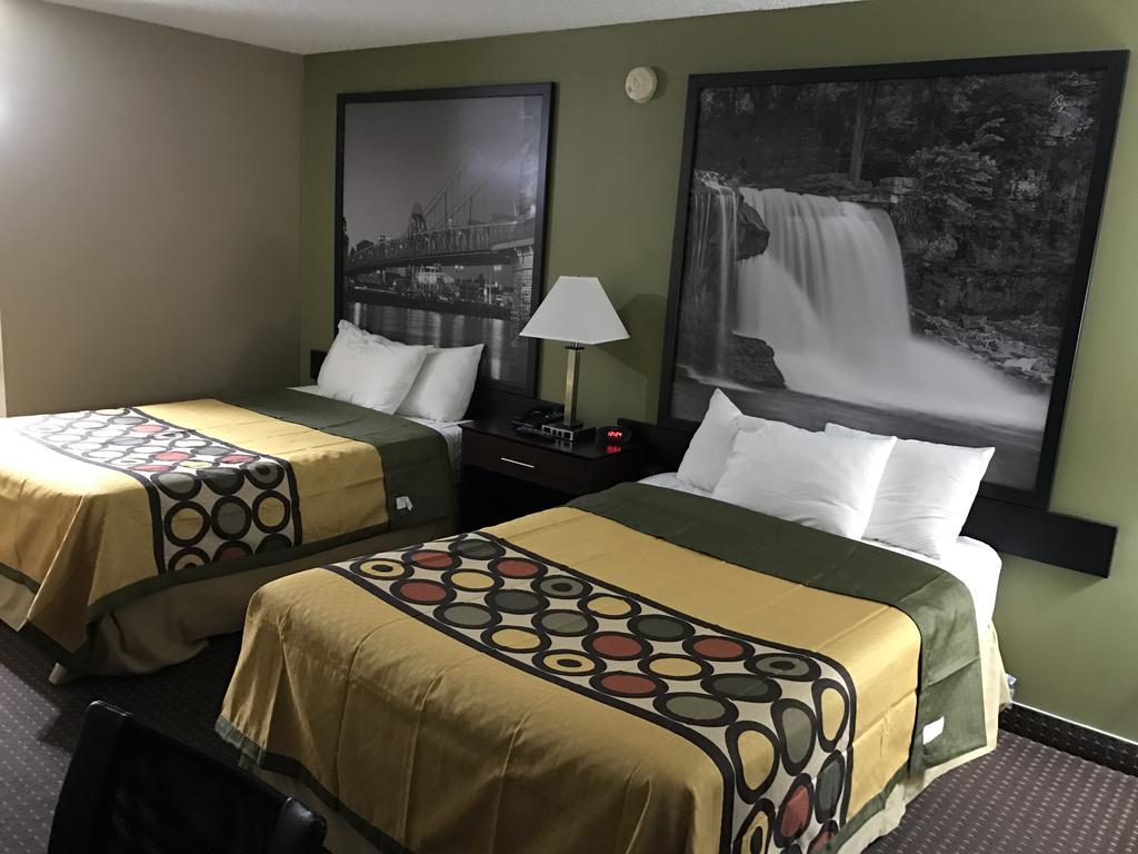 Super 8 By Wyndham Dayton S Area Oh Hotel 2*