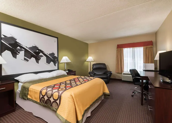 Super 8 By Wyndham Miamisburg Dayton S Area Oh