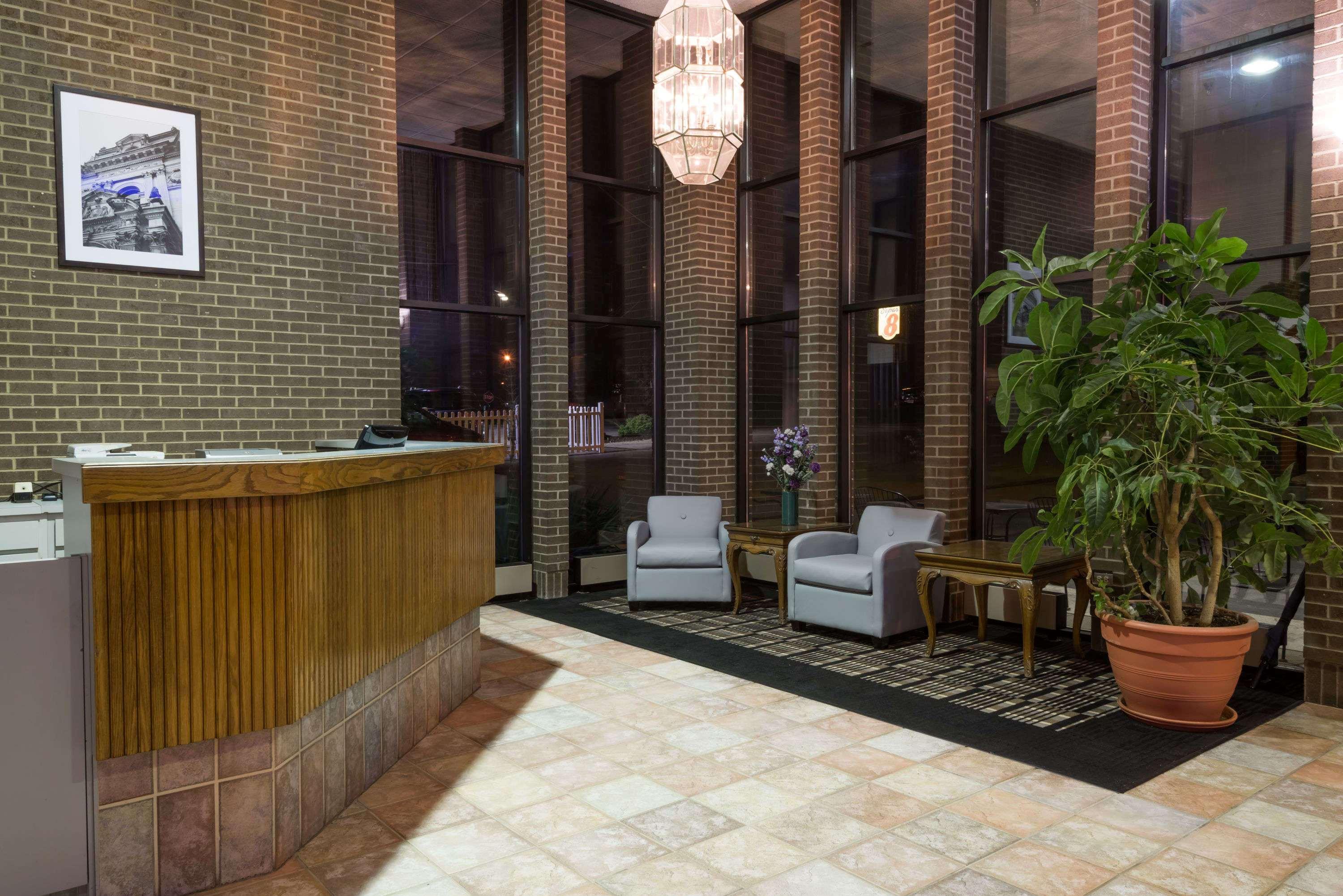 Super 8 By Wyndham Dayton S Area Oh Hotel 2*