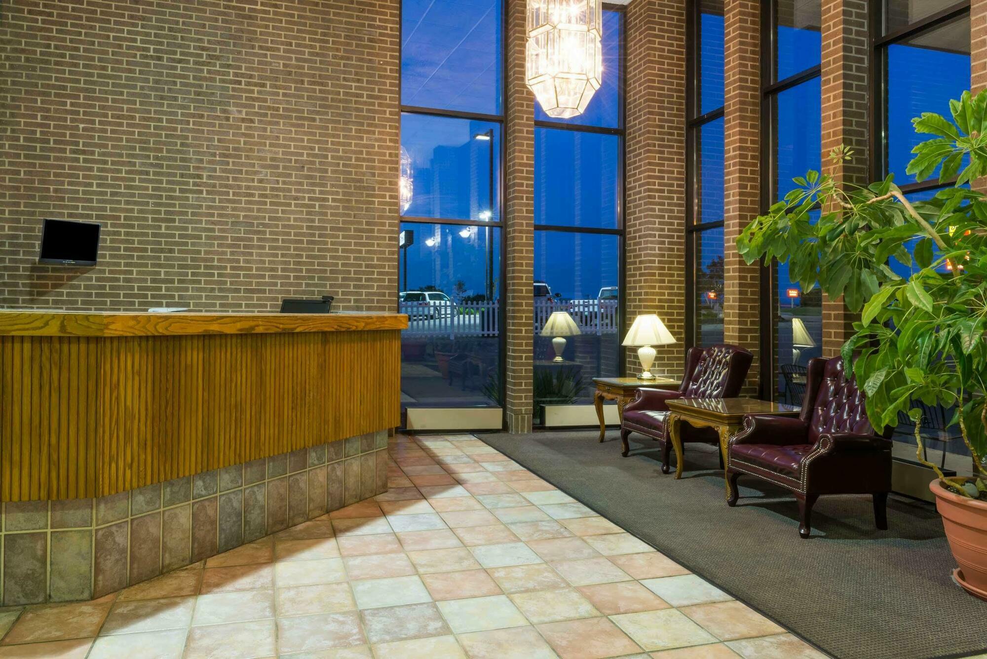 Super 8 By Wyndham Dayton S Area Oh Hotel 2*